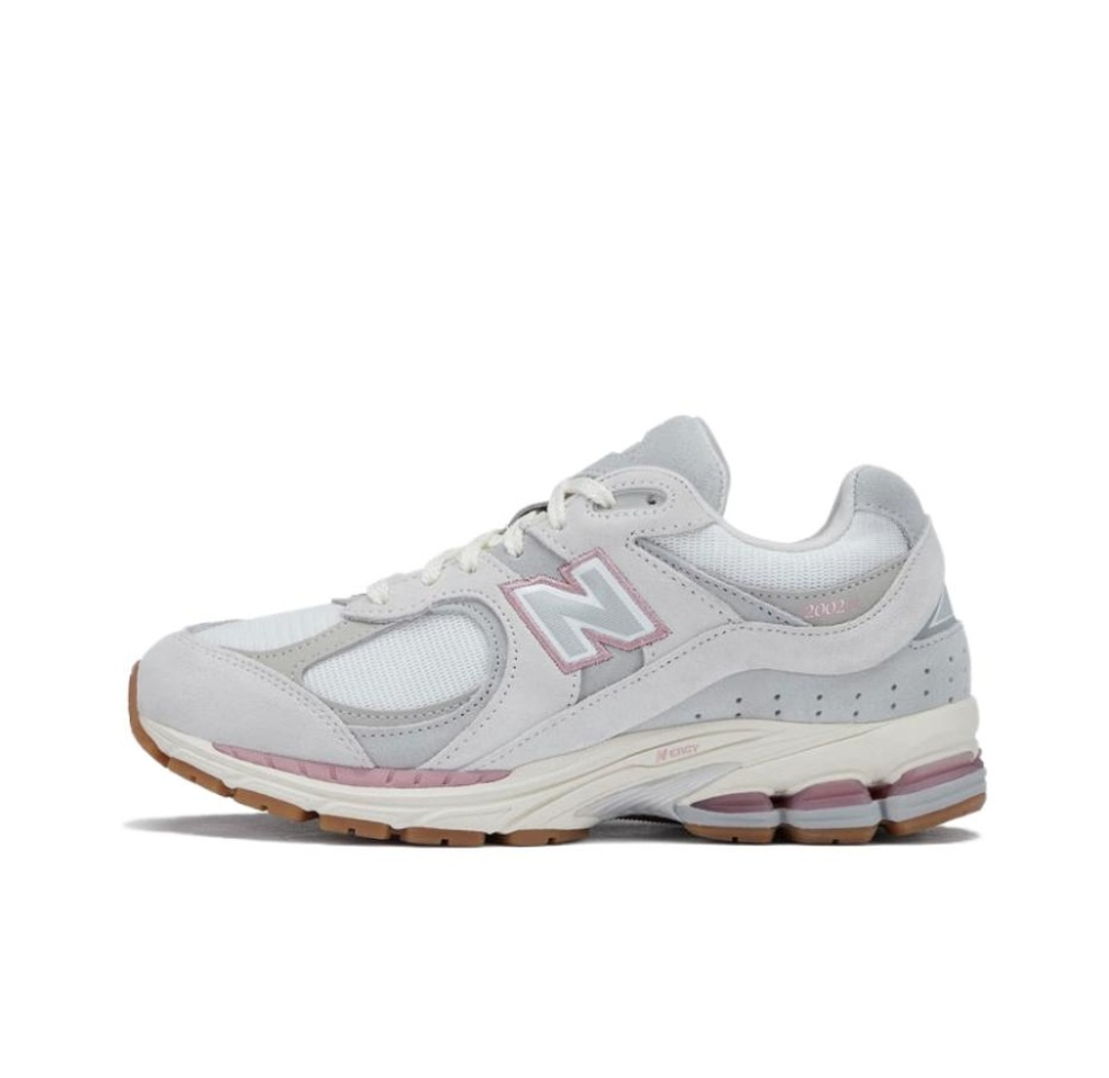 Женские кроссовки New Balance 2002R Gore-Tex 'Grey White' M2002RPM