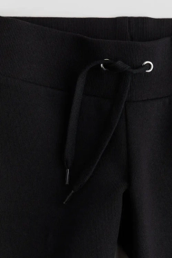 H&M Брюки с эластичным поясом, черный