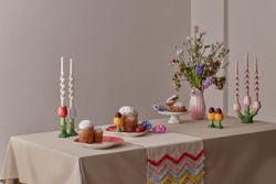 Подсвечник Floret красного цвета из коллекции Blossom, 18 см