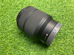 Sony 28-70mm 3.5-5.6 OSS