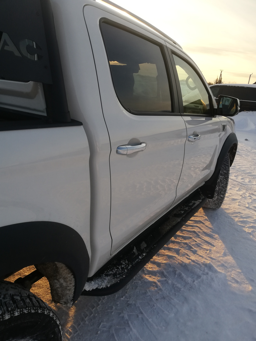 JAC T9 Explore 2.0T AT 4WD