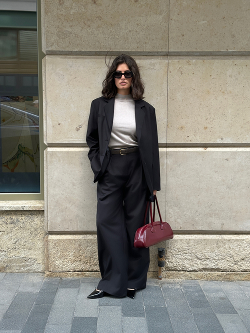 Брюки из вискозы на заниженной талии черные