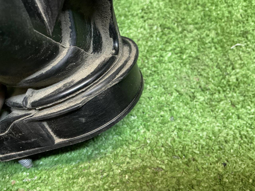 Патрубок воздуш. фильтра Mercedes C w205 (14-23)