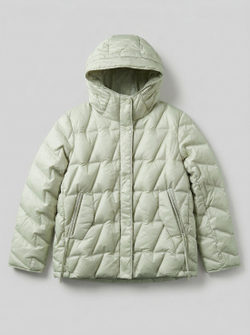 Легкая пуховая куртка на кнопках