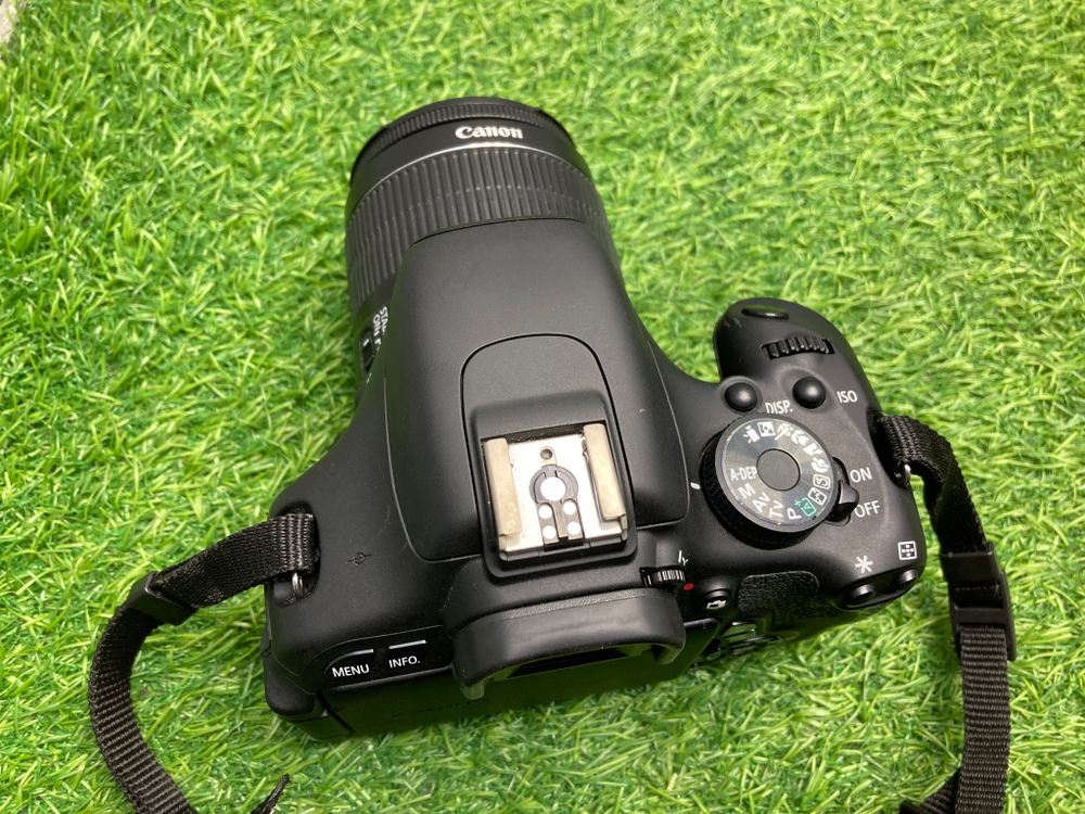 Canon 600D Kit 18-55mm IS II 6.400 кадров