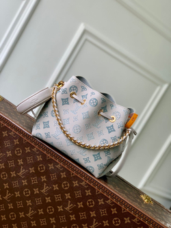 Louis Vuitton Bella