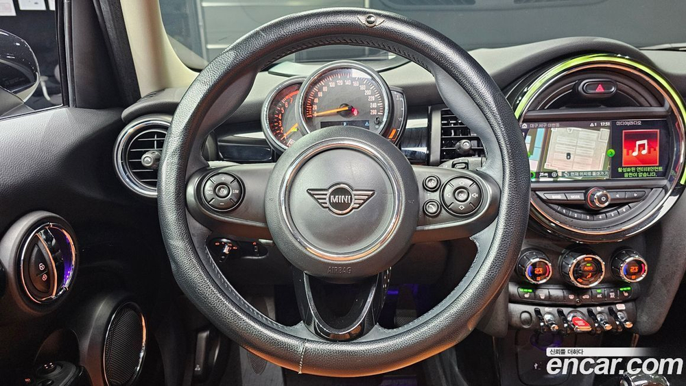Mini Cooper 5 даерей HIGH (04.2020)