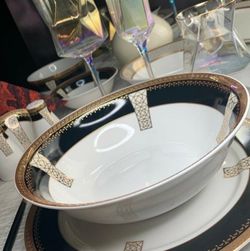 Lenardi 205-012 Салатник 23 см BLACK BACCARA в под.уп.(х18)