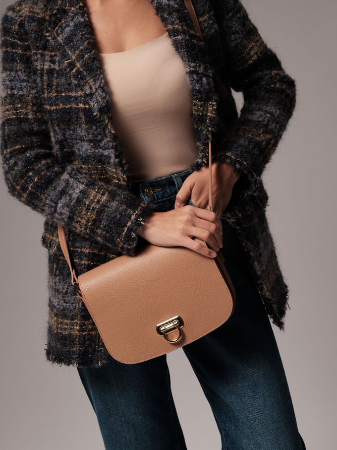 Сумка кожаная на плечо кросс-боди беж.нуга