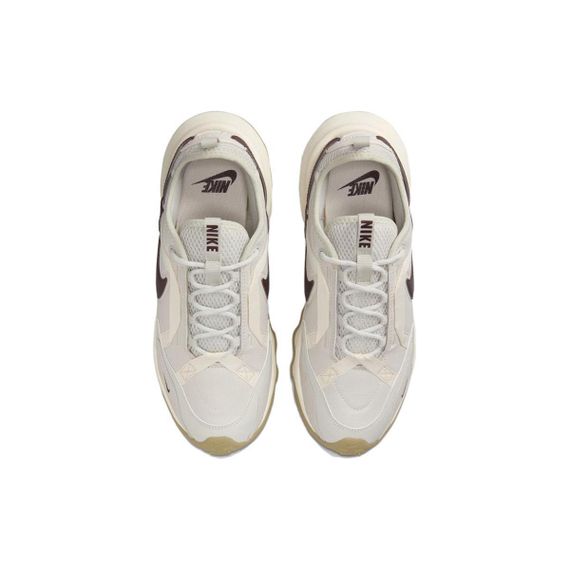 NIKE TC 7900 - популярная мужская обувь высшего качества Бежево-коричневого цвета.