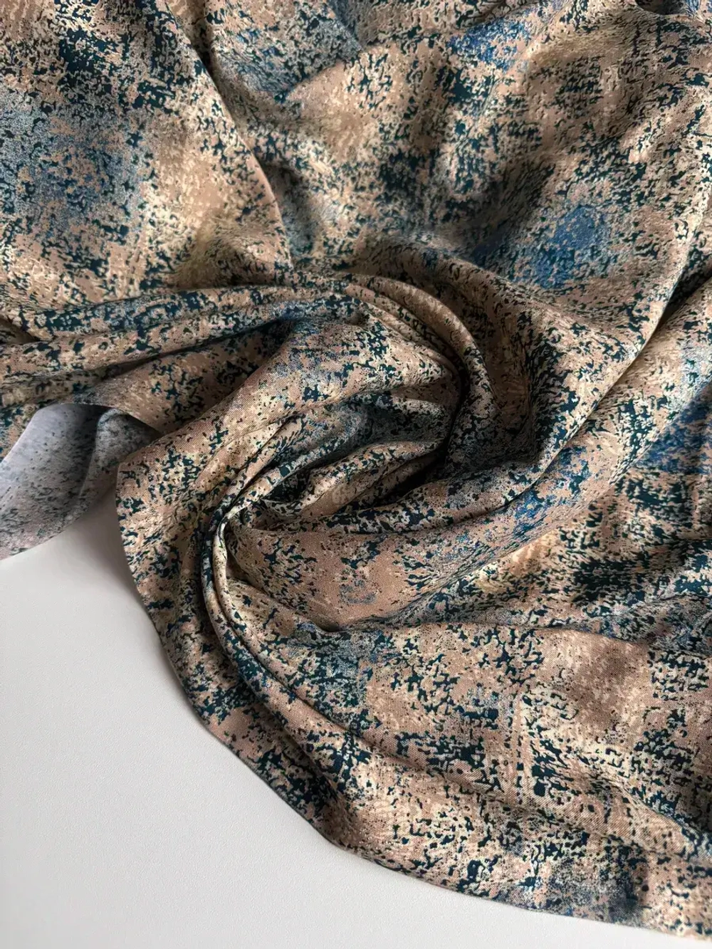 Штапель плательная вискоза для рукоделия