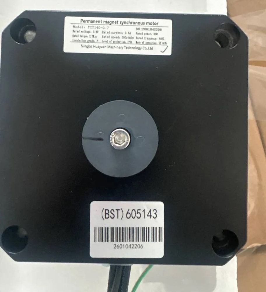 Электродвигатель привода дверей YCT140-2.7 (синхронный двигатель 140TAST-P5H2M44K ) Электродвигатель привода дверей YCT140-2.7 (синхронный двигатель 140TAST-P5H2M44K )