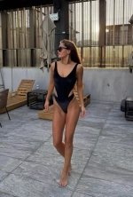 Купальник слитный бархатный черный