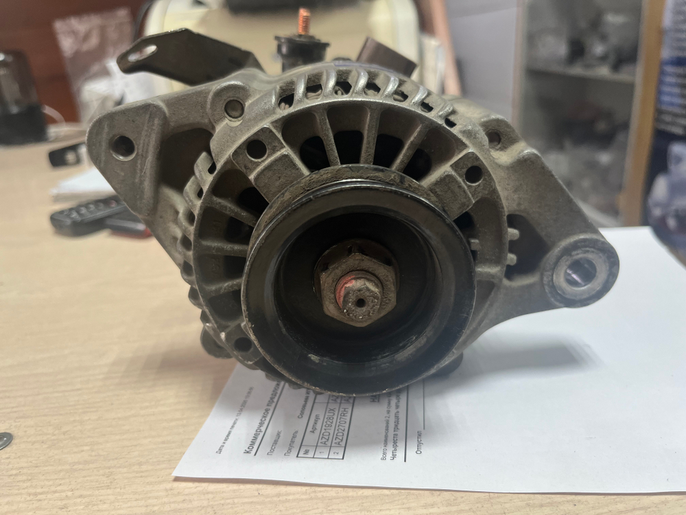 Генератор оригинальный восстановленный Toyota Vitz, Funcargo, Succeed, Probox, Will