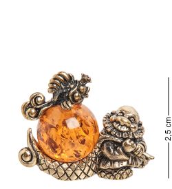 Народные промыслы AM- 566 Фигурка «Старик с неводом» (латунь, янтарь)