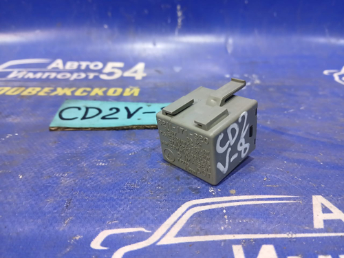 Реле поворотов MITSUBISHI LIBERO 2001