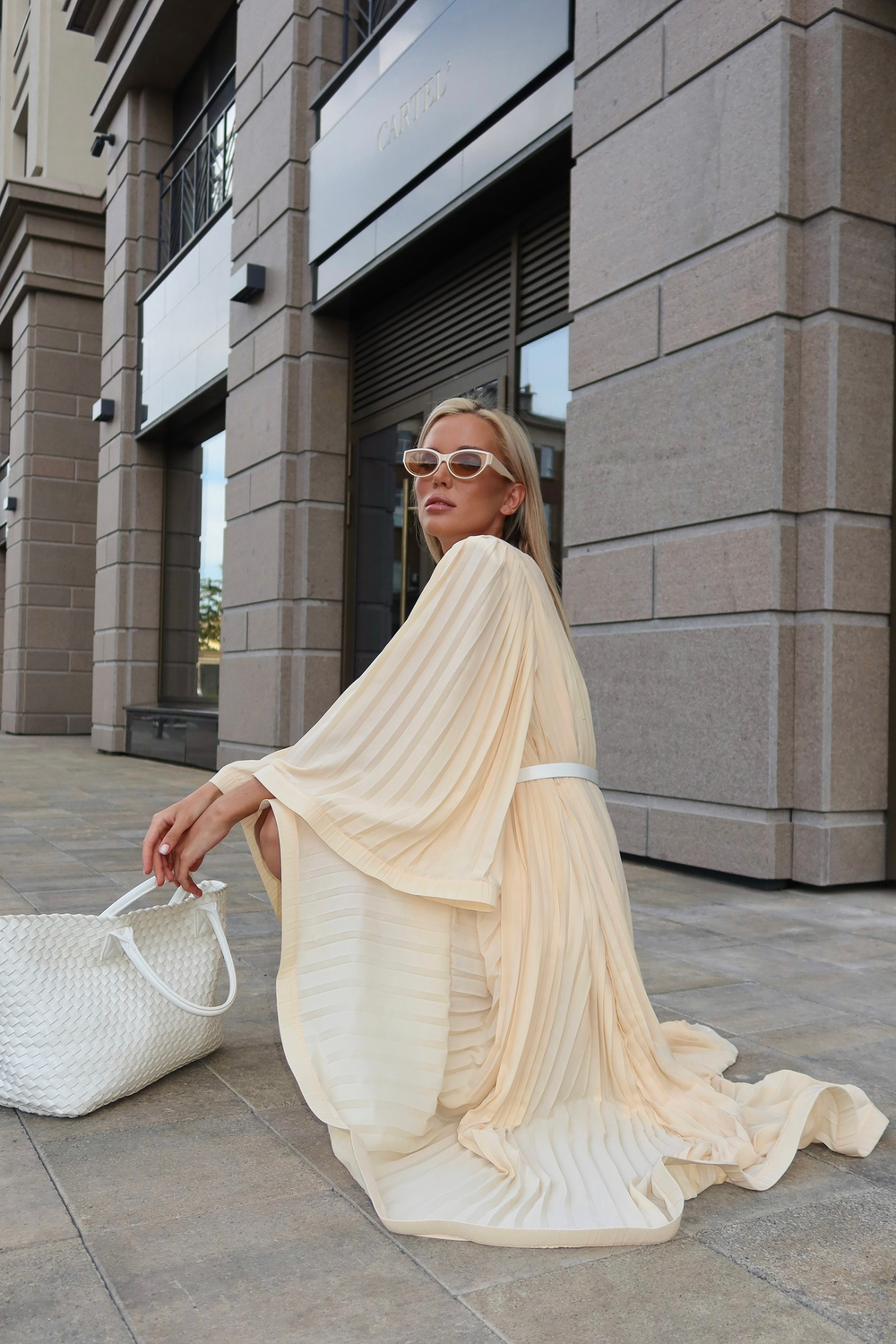 Платье плиссированное с воланами