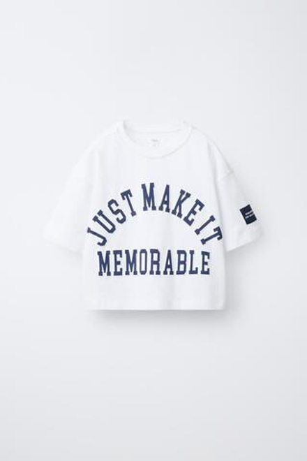 ZARA ФУТБОЛКА В СТИЛЕ ПРЕППИ С НАДПИСЬЮ, БЕЛЫЙ