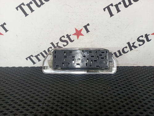 Плафон внутреннего освещения левый 2023г.