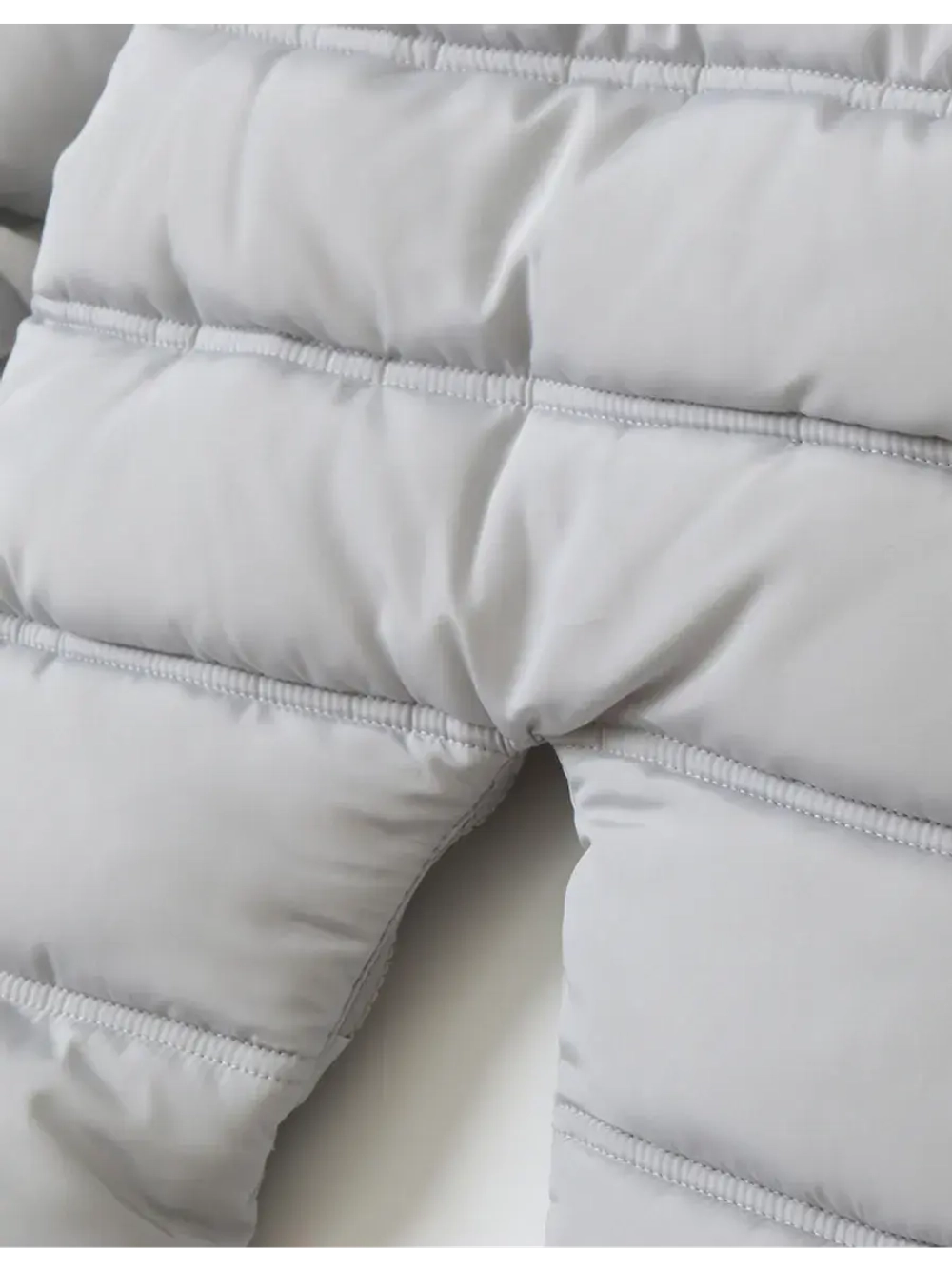 Зимний комбинезон для новорожденного