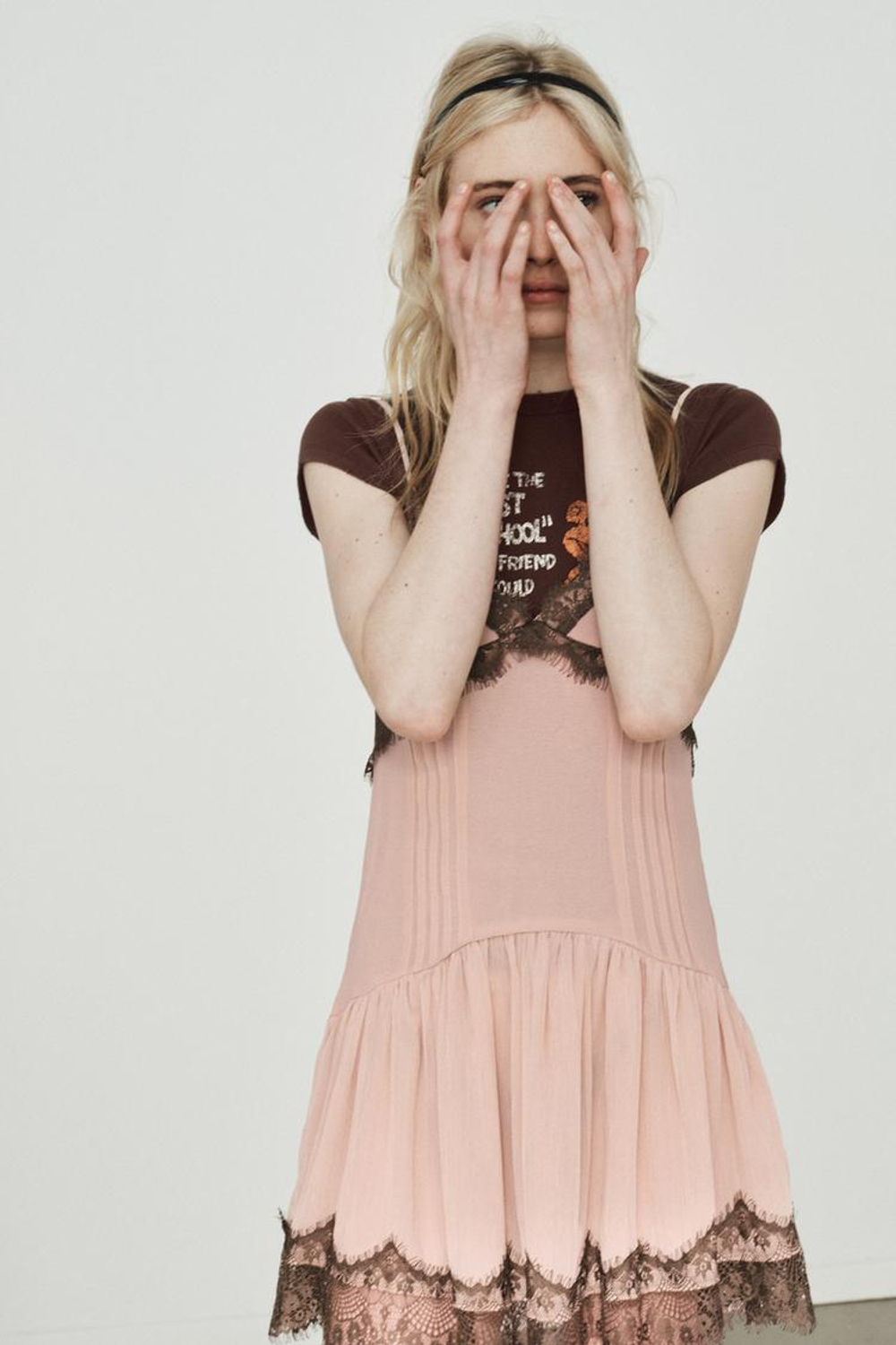 ZARA КОРОТКОЕ КОМБИНИРОВАННОЕ ПЛАТЬЕ С КРУЖЕВОМ, РОЗОВАТЫЙ