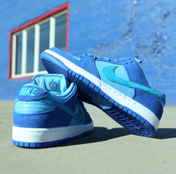 Кроссовки Nike SB DUNK LOW RETRO