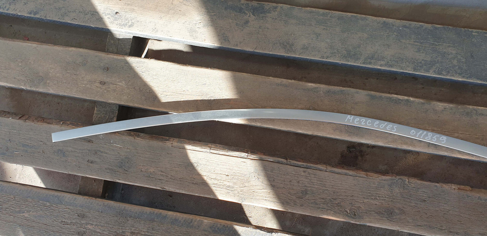 Молдинг двери передней правой Mercedes S (W222) 13-20 Б/У Оригинал A2226989600