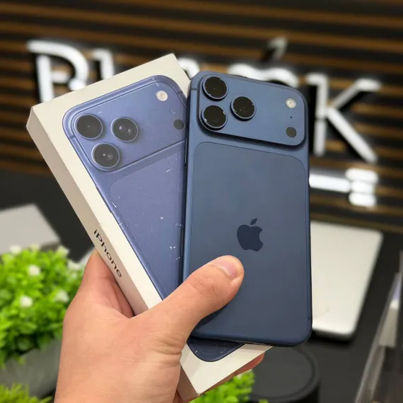 Б/У Телефон Apple iPhone 17 Pro 256Gb Deep Blue 100% (29 циклов) (JM9V4L6MT9)