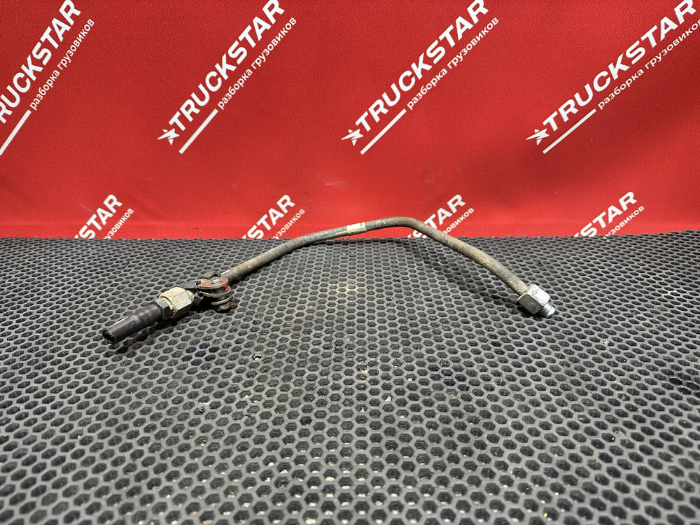 Трубка топливная