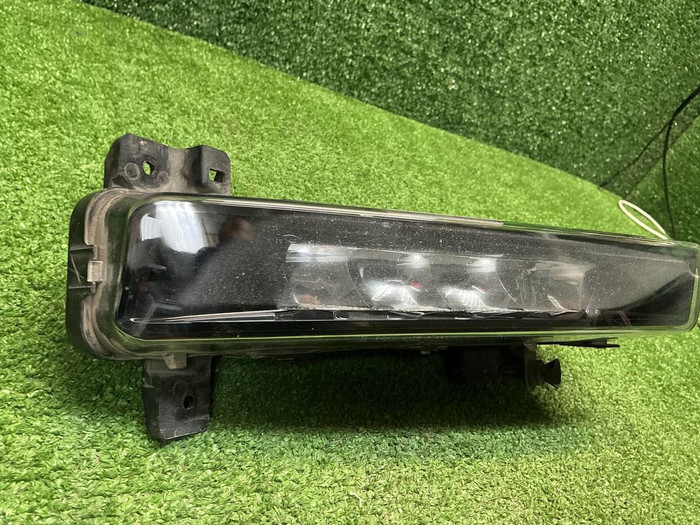 ПТФ правая BMW 5er G30 (2017-2020)