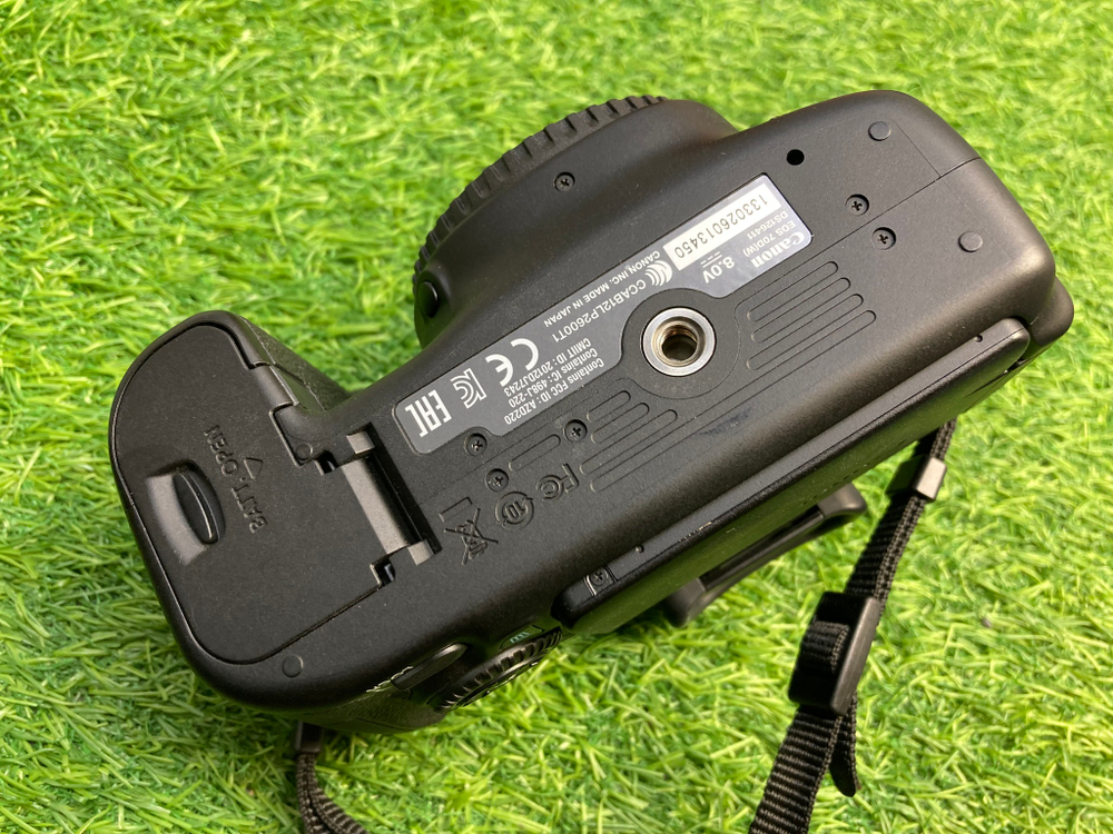 Canon EOS 70D (1300 кадров) Покупка/Продажа