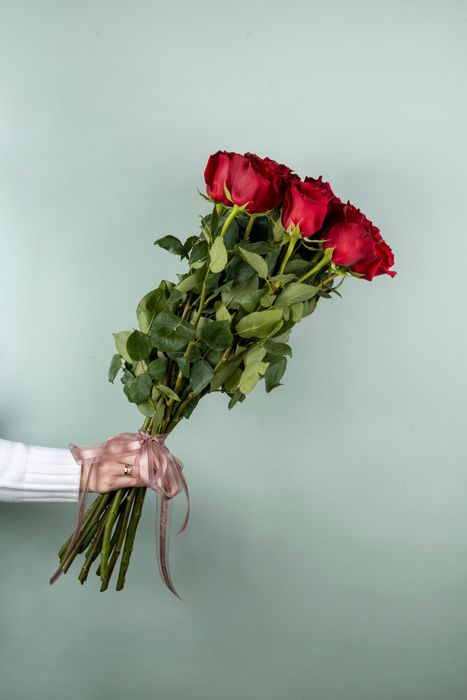 Букет премиальных роз Эксплоер 70 см (под ленту)