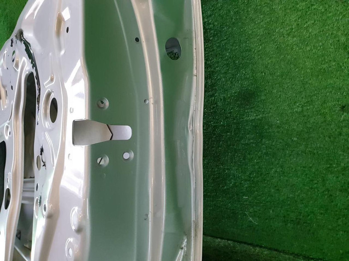 Дверь передняя правая Suzuki Vitara 2 (2014-н.в.)