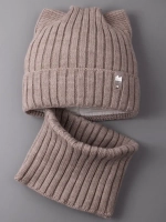 Шапка для девочки осенняя c ушками и снуд