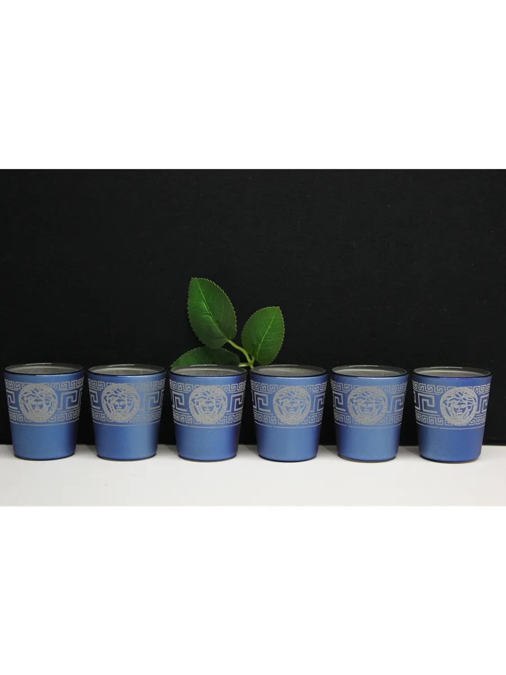 Стопка Этюд Версаче