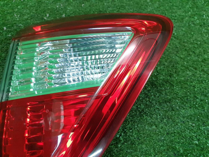 Фонарь левый внутренний Nissan Terrano (2014-2022)