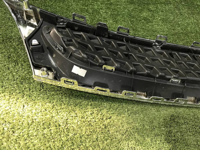 Решетка радиатора KIA Rio 4 X-Line (2017-2020)