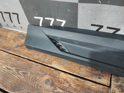 Накладка двери передней левой Geely Coolray 23-нв Б/У Оригинал 5075078600