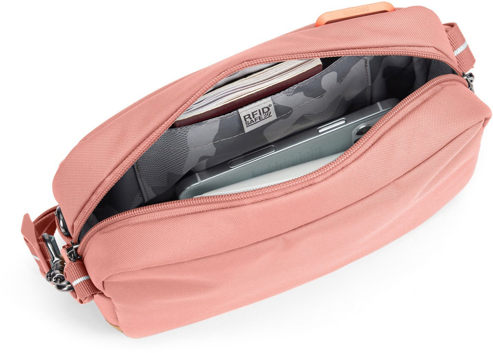 Сумка антивор Pacsafe GO Crossbody, розовый, 2.5 л.