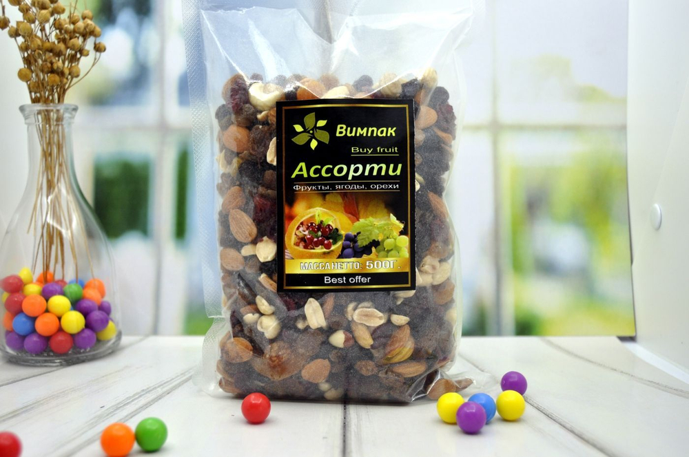 Смесь сухофруктов, ягод, орехов "Ассорти" 500гр