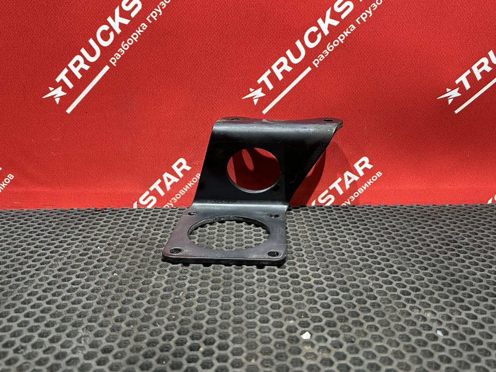 Кронштейн крана управления тормозами