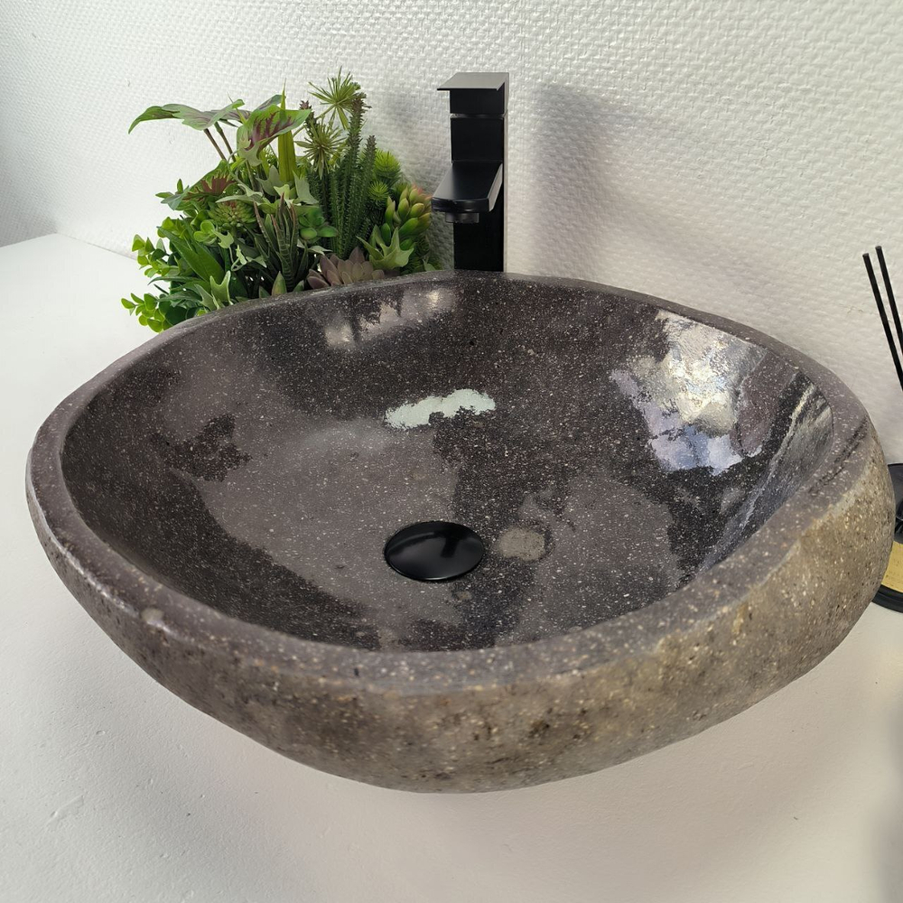 Раковина из речного камня RS-64859 48*45*15 0856
