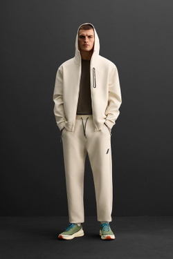 ZARA ТОЛСТОВКА ИЗ ВЫСОКОТЕХНОЛОГИЧНОЙ ТКАНИ С МОЛНИЯМИ, ЭКРЮ