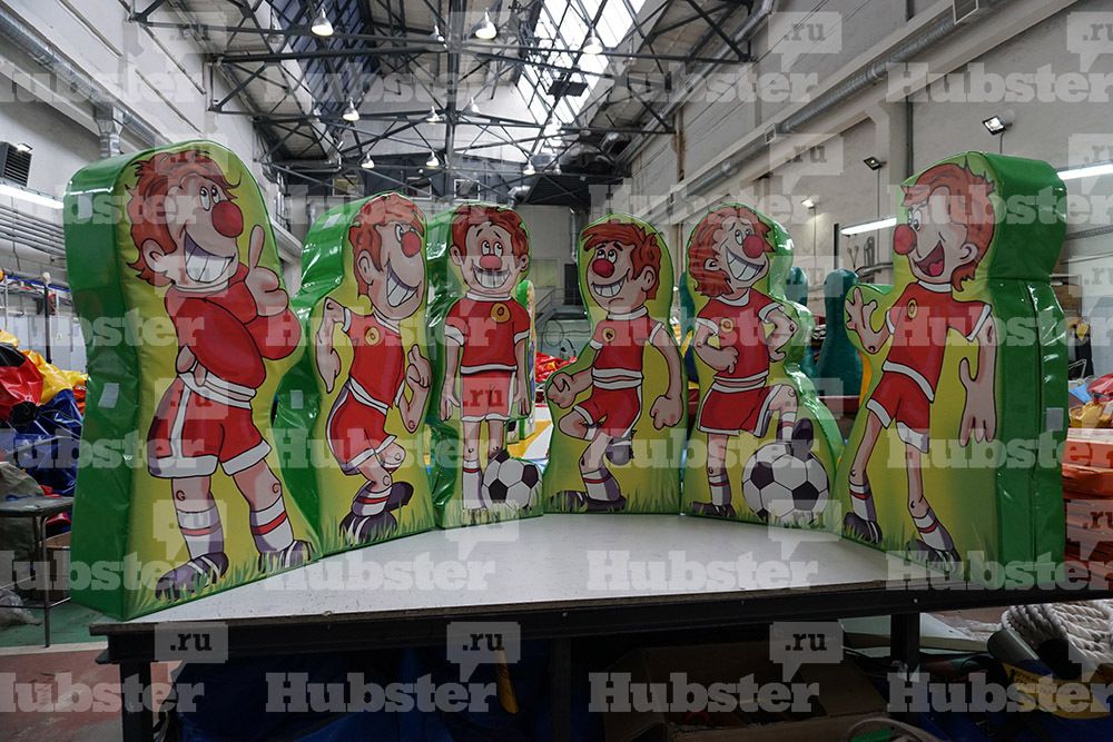 Аттракцион Кегли: Футболисты (6шт) + Мяч (1шт)