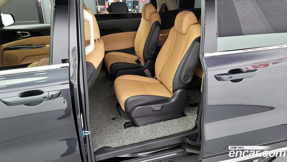 Kia Carnival (Sedona) 4 Generation 9-и местный Noblesse (10.2020)