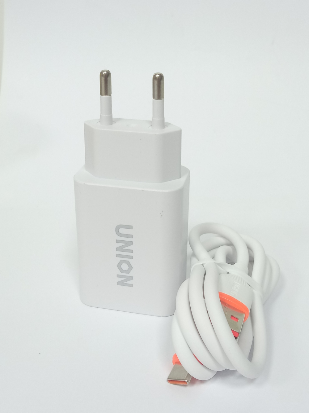 Зарядное уст-во USB + кабель TypeC 3A/18W Union UH72