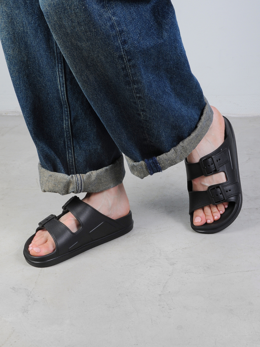 Сабо женские черные