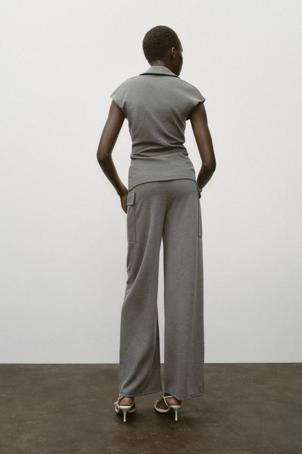 ZARA БРЮКИ ПИКЕ С КАРМАНАМИ, АНТРАЦИТОВО-СЕРЫЙ