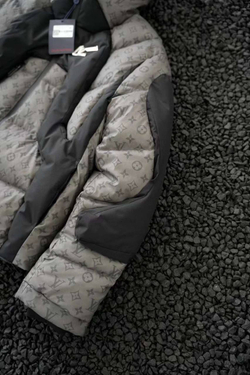 Пуховик Louis Vuitton