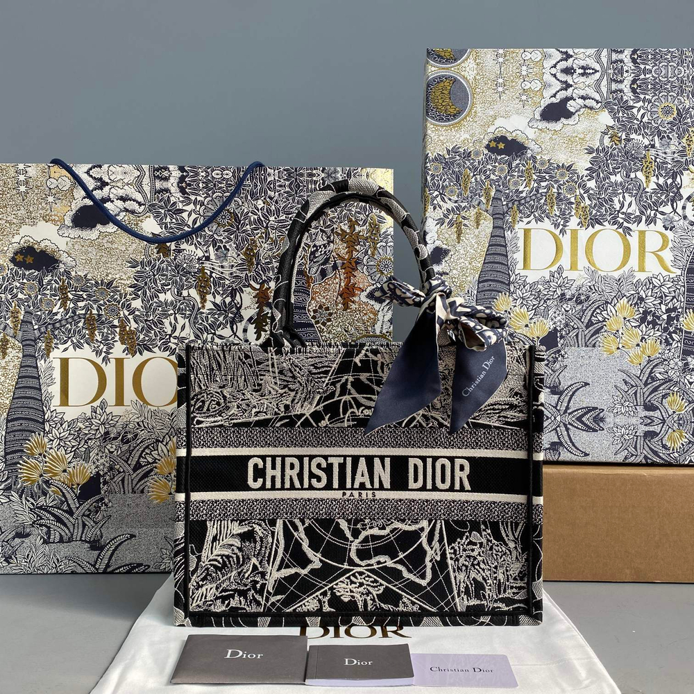 Christian Dior Book Tote 36 cm
